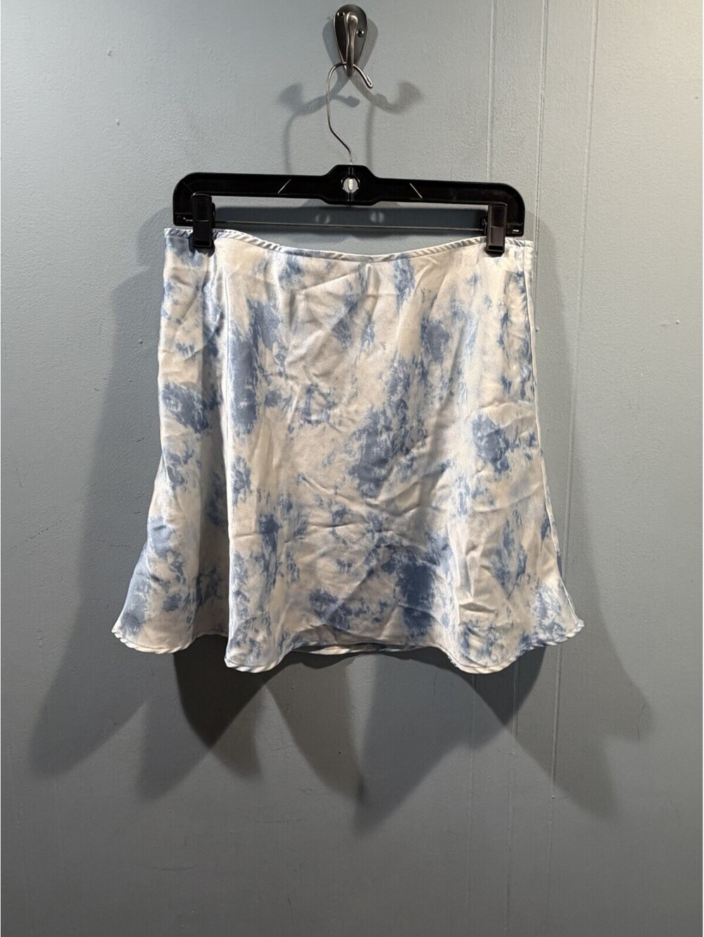 Juniors Girls No Boundaries Cloud Tie Dye Mini Skirt Size Large (11-13)